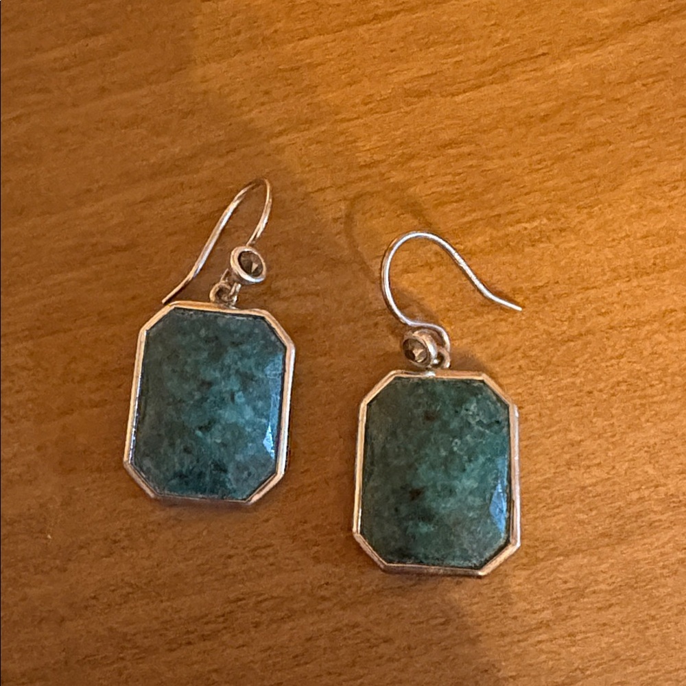 Silpada .925 Sterling Silver Opening Night Green Gemstone Earrings Retired